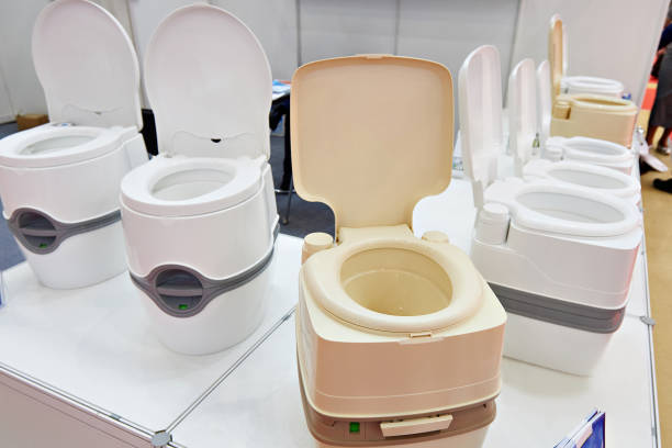 Best Portable Restroom Servicing (Cleaning and Restocking)  in Lakes Of The Four Seasons, IN